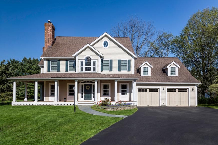 Driveway Sealcoating | B&E Sealcoat | Asphalt Products | SafeSeal